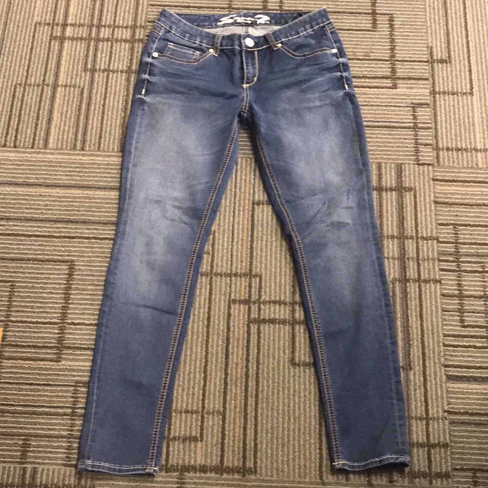 Seven7 skinny jeans